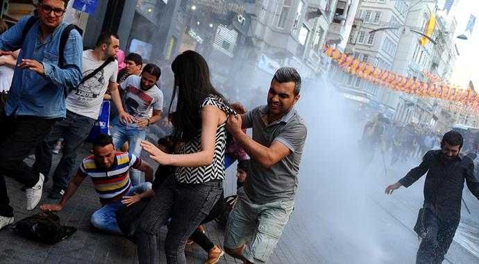 Taksim'de gerginlik sürüyor