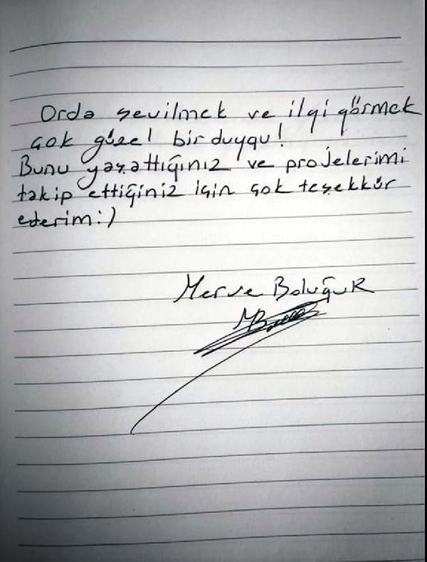 Merve Boluğur'un vazgeçilmezi 'Kırmızı ruj'