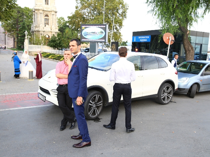 İstanbul'da yine bahşiş terörü, kaçarak kurtuldular!