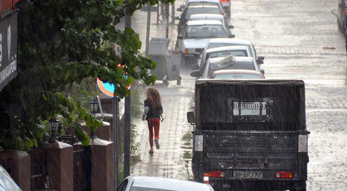 Kayseri yağmur ve doluya teslim!