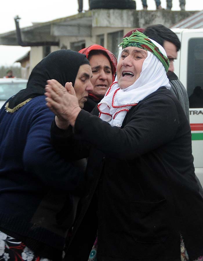 Samsun'daki tekne faciasında arama çalışmalarına ara verildi
