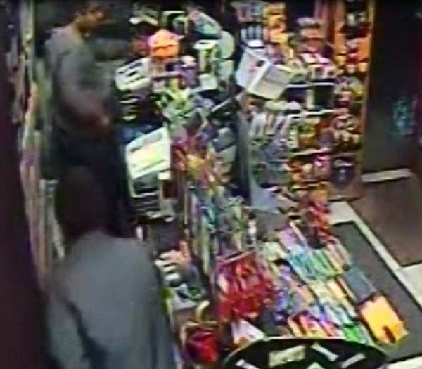 İngiltere'de bir Türk'e bıçaklı saldırı