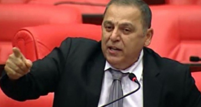 CHP'li vekil trafik kazasında yaralandı