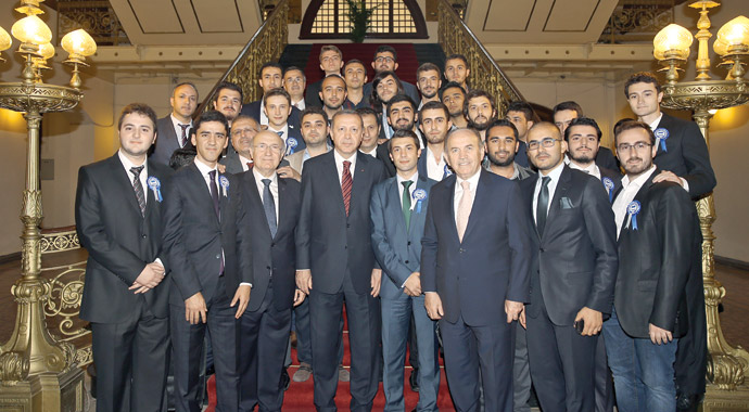 Cumhurbaşkanı Erdoğan: Din adamı görünümlü  modern Lawrence