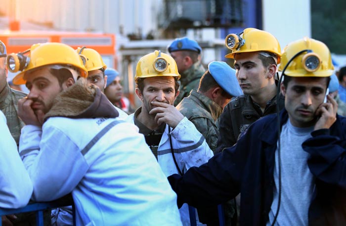 Soma'da maden patlaması 205 ölü çok sayıda mahsur var - detaylar