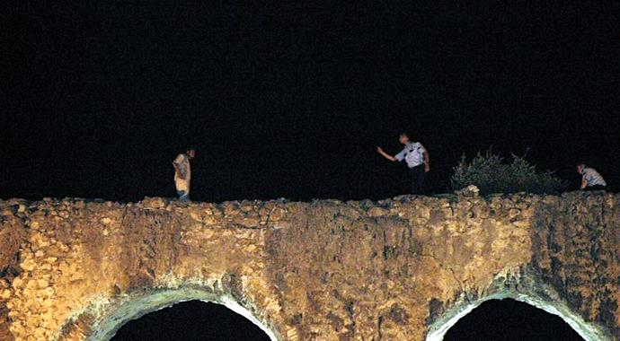 Defalarca intihara kalkıştığı yerde bu defa cesedi bulundu