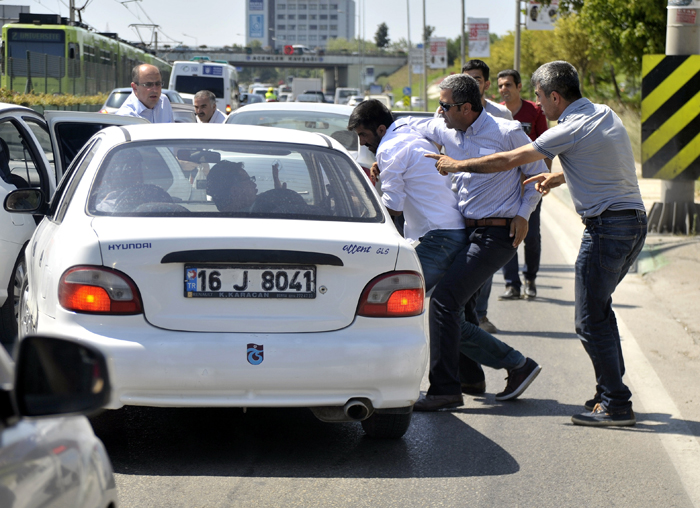 Bursa'da ortalık karıştı, linç edeceklerdi!