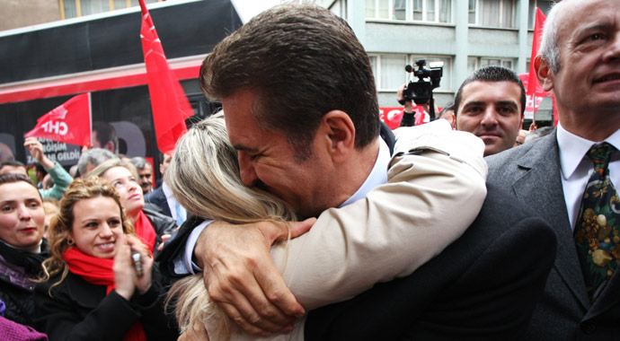 Sarıgül, Şişli halkından ağlayarak helallik istedi