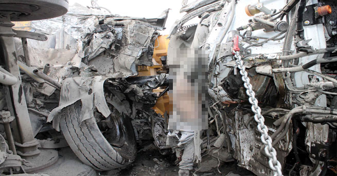 Kazayı seyrederken kazada öldü