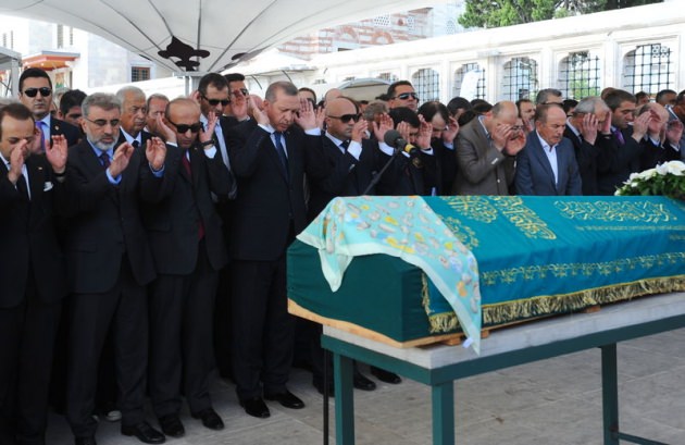 Erdoğan, Tulu Gümüştekin'in cenazesine katıldı