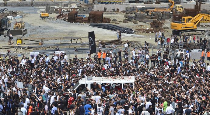 Efsane başkan Süleyman Seba'ya veda