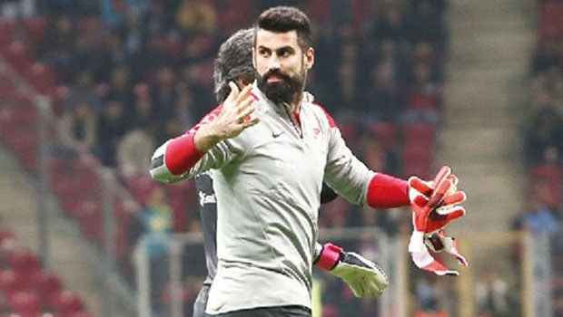 Bursa-F.Bahçe maçı öncesi Şenol Güneş'ten Volkan'a şok sözler