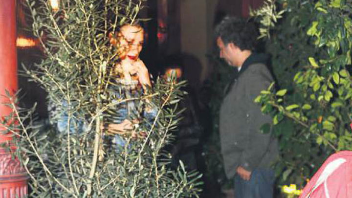 Serenay Sarıkaya'dan şaşırtan hareket