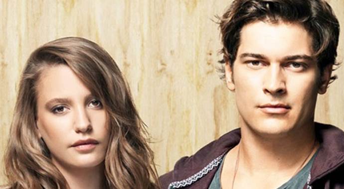 The O.C.'nin Serenay'ı Türkiye'ye geliyor