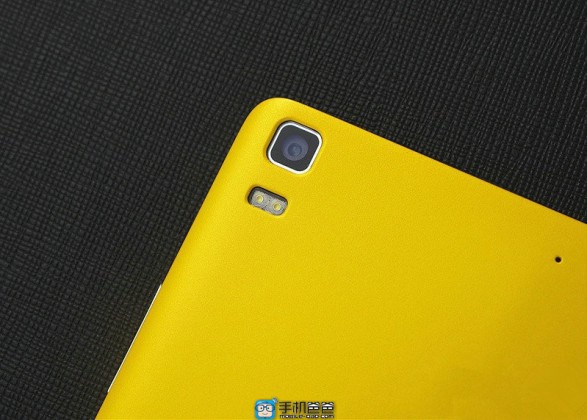 Lenovo'nun yeni akıllı telefonuna ait görüntüler sızdı