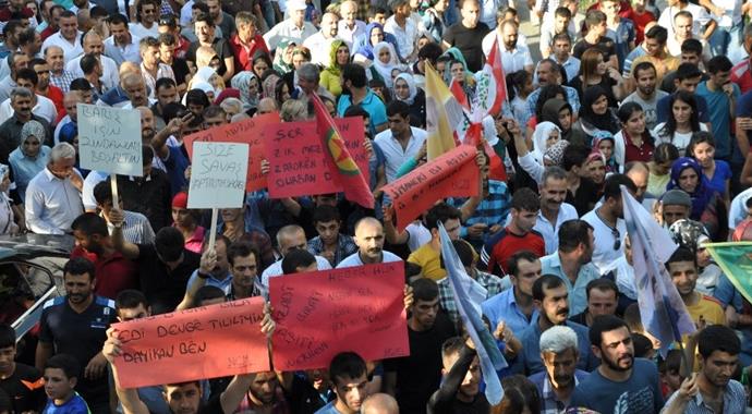 STK'lardan barış yürüyüşü