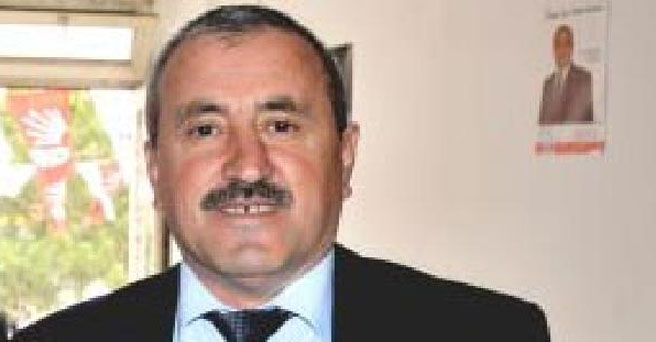 MHP'li başkan ve eşi trafik kazası geçirdi