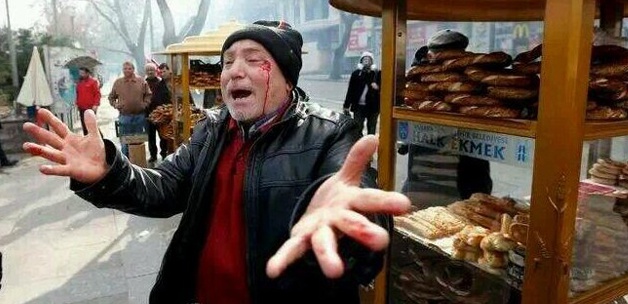 Geziciler 'Emek'çinin bile kafasını yardılar