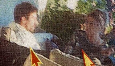 Sinem Kobal bakın kiminle görüntülendi!