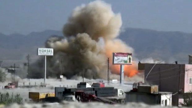 Silopi'de bomba yüklü otomobil böyle patlatıldı