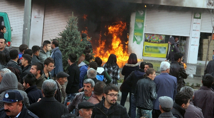 Kobani eylemleri başladı!