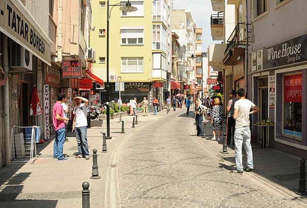 Saros Körfezi'nde peş peşe iki deprem