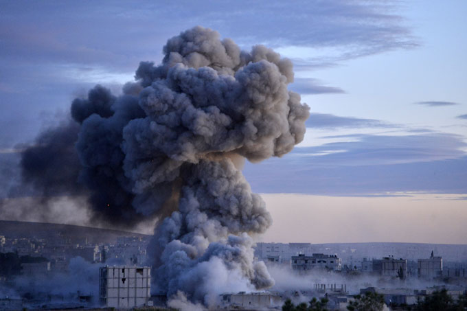 IŞİD'den Kobani'de intihar saldırısı