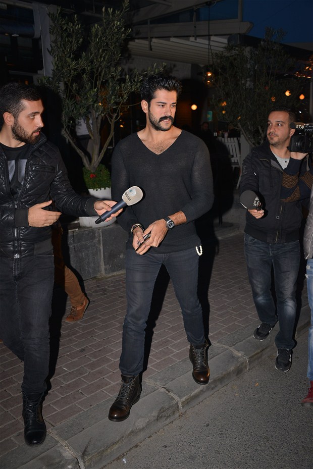 Burak Özçivit, Brad Pitt'le aynı listede