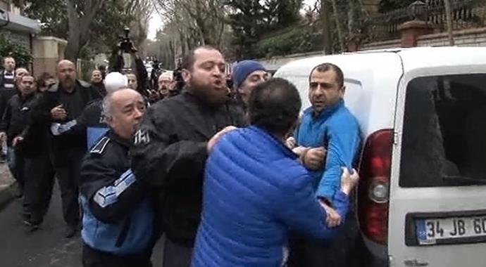 Erol Büyükburç'un cenazesinde olay