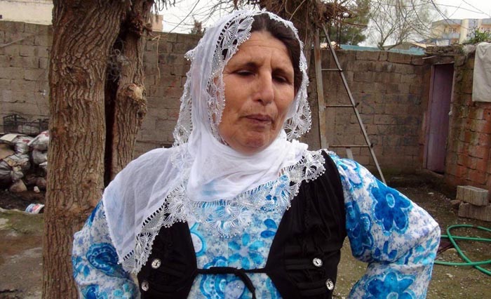 Engelli kardeşler gün ışığına hasret!