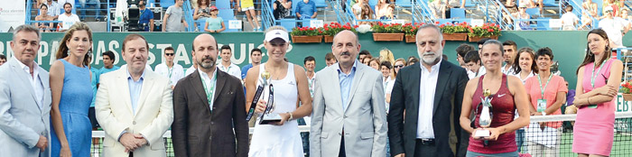 Wozniacki'ye kolay geldi