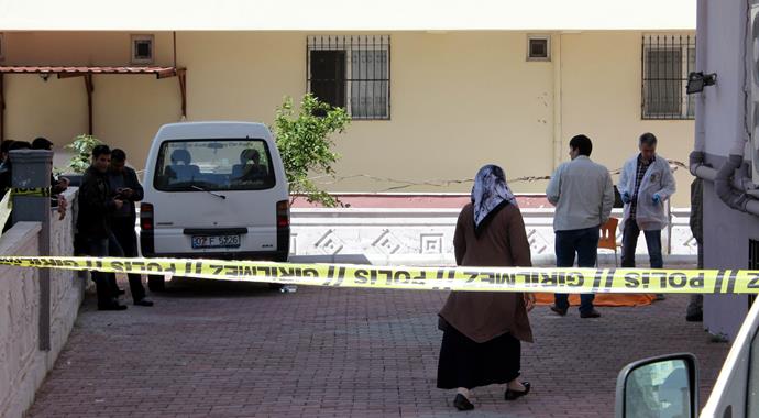 Antalya'da bir kadın, kadınlar gününde intihar etti!