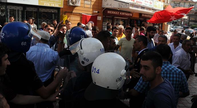Tokat'ta şehit cenazesi sonrası gerginlik!