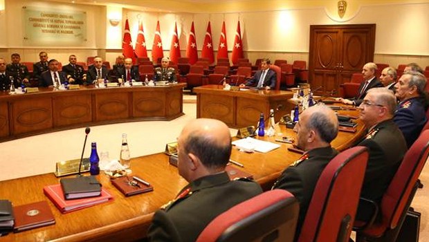 Genelkurmay'dan Başbakan Davutoğlu'na brifing