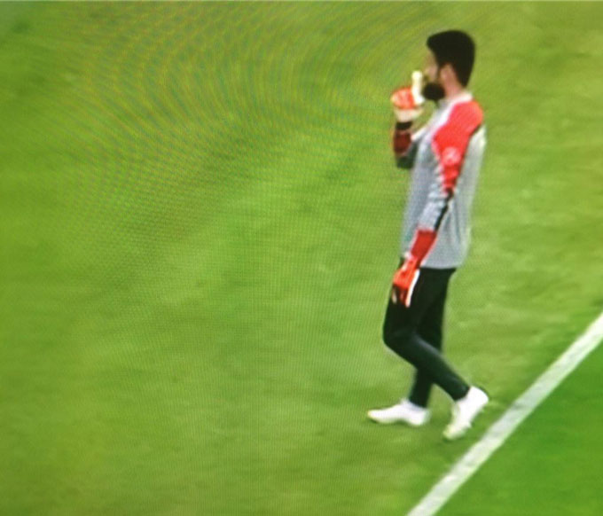 Volkan Demirel stadı terk etti, evine gitti!