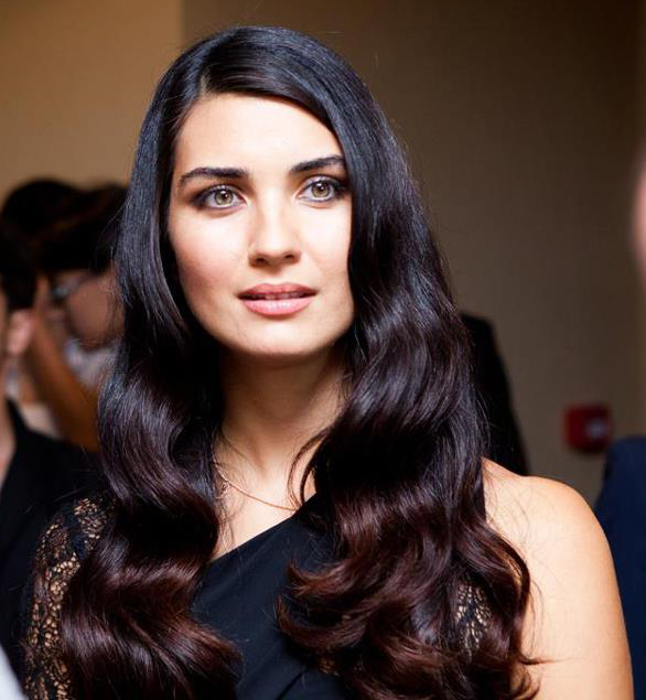 Tuba Büyüküstün 'Emmy Ödülü'ne gözünü dikti