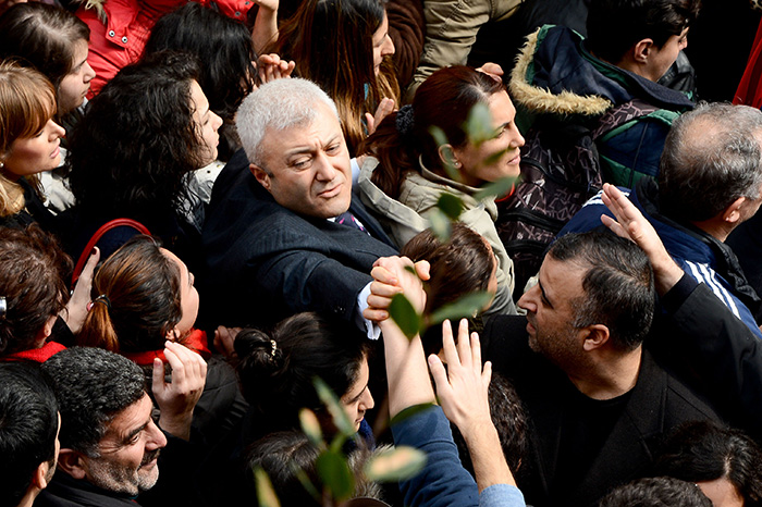 Berkin Elvan son yolculuğuna uğurlandı