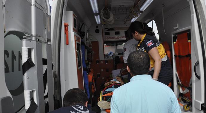 Kahramanmaraş'ta öğrenci servisi devrildi: 16 yaralı