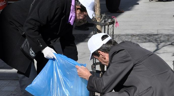 MHP Çanakkale'de 100. yıl temizliği yaptı
