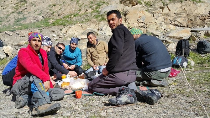 Dağlara bahar geldi