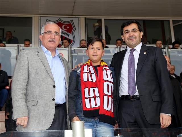 Galatasaray formasıyla Fenerbahçe maçına gidince!..