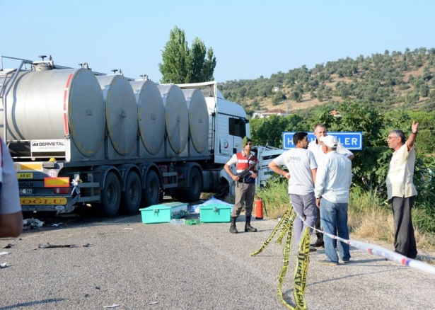 Manisa'da feci kaza: 15 ölü!