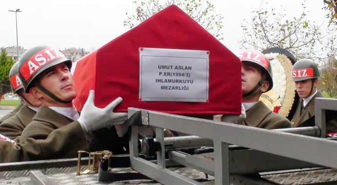 Herkesin suçladığı eski sevgili şehit haberini yeni aldı!