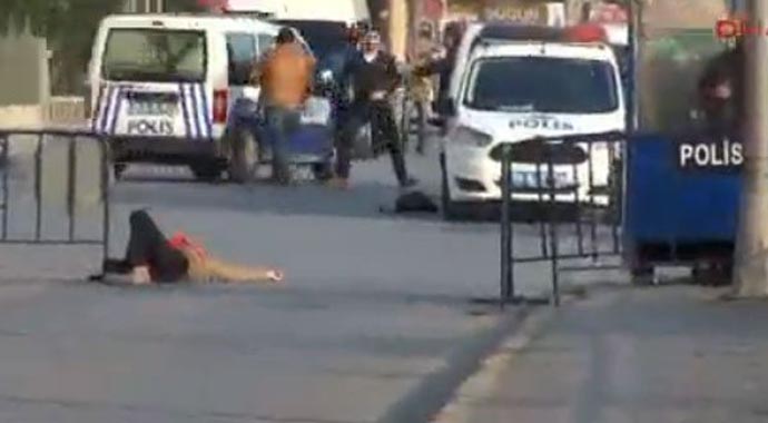 İstanbul Emniyet Müdürlüğü önünde çatışma, saldırganlar vuruldu!