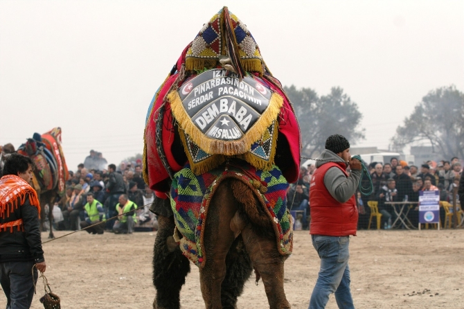 Demba Ba Arena'da boy gösterdi