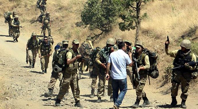 HDP Milletvekili Ferhat Encü: 'Asker bana silah doğrulttu'