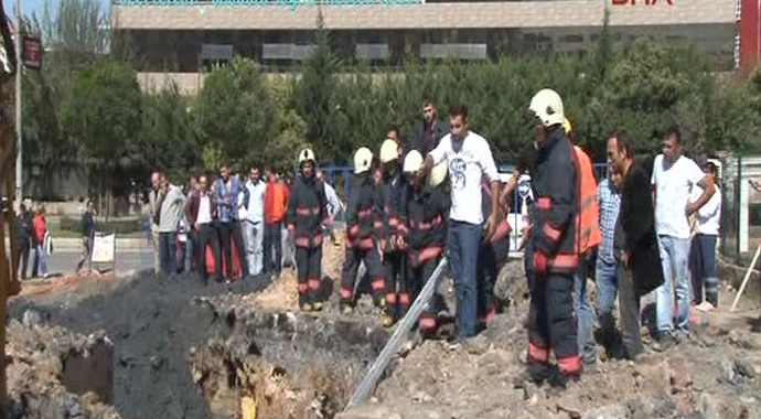 Ümraniye'de göçük! 1 kişi hayatını kaybetti