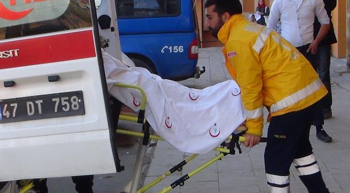 Suriyeli sığınmacı, kalaşnikofla anne-babasını taradı