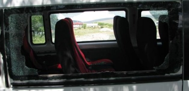 PKK minibüsü taradı: 1 Ölü, 2 yaralı