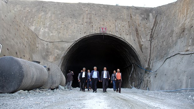Ovit Tüneli'ndeki çalışmalara durdurma kararı